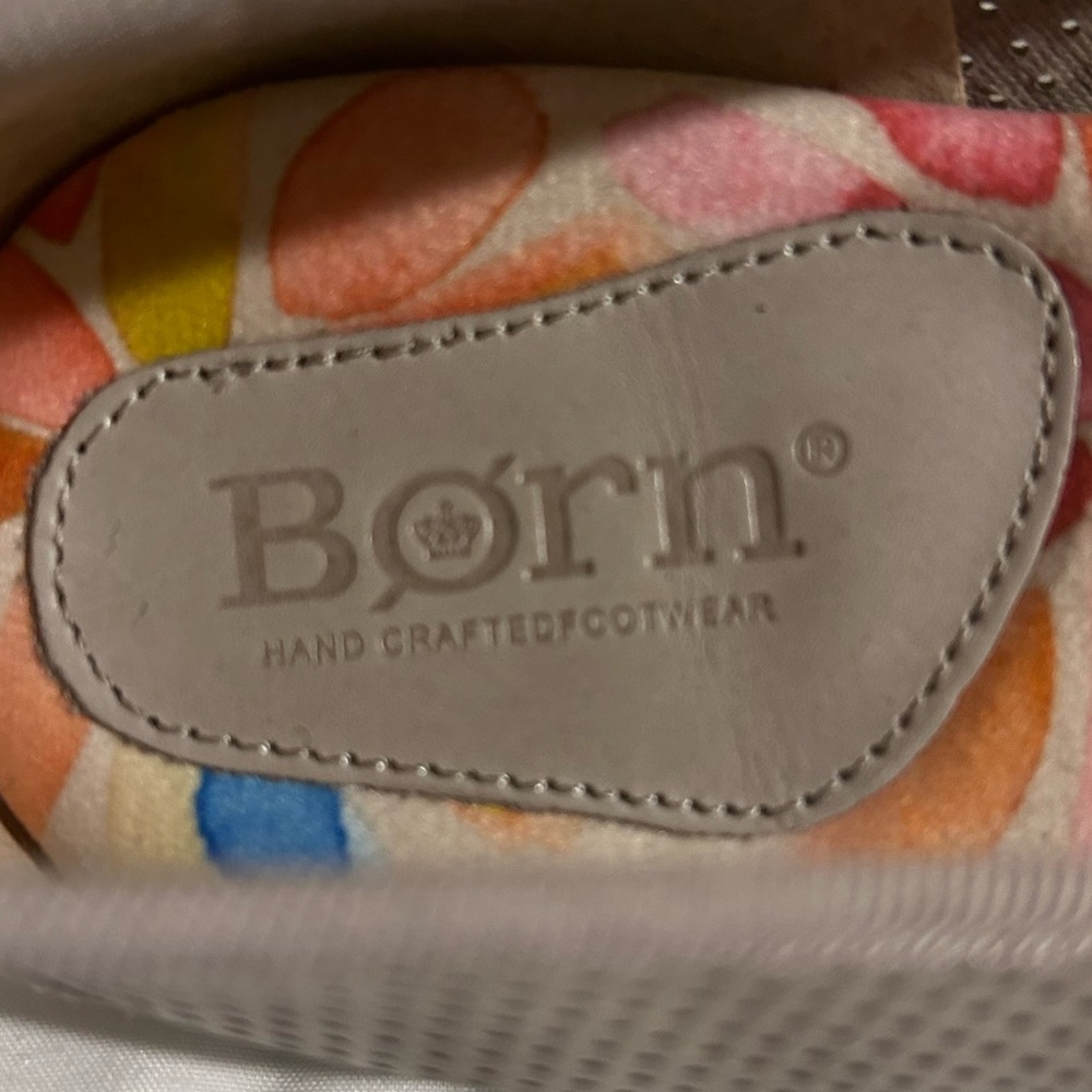 Born shoes women’s size 8 flats - Picture 8 of 9